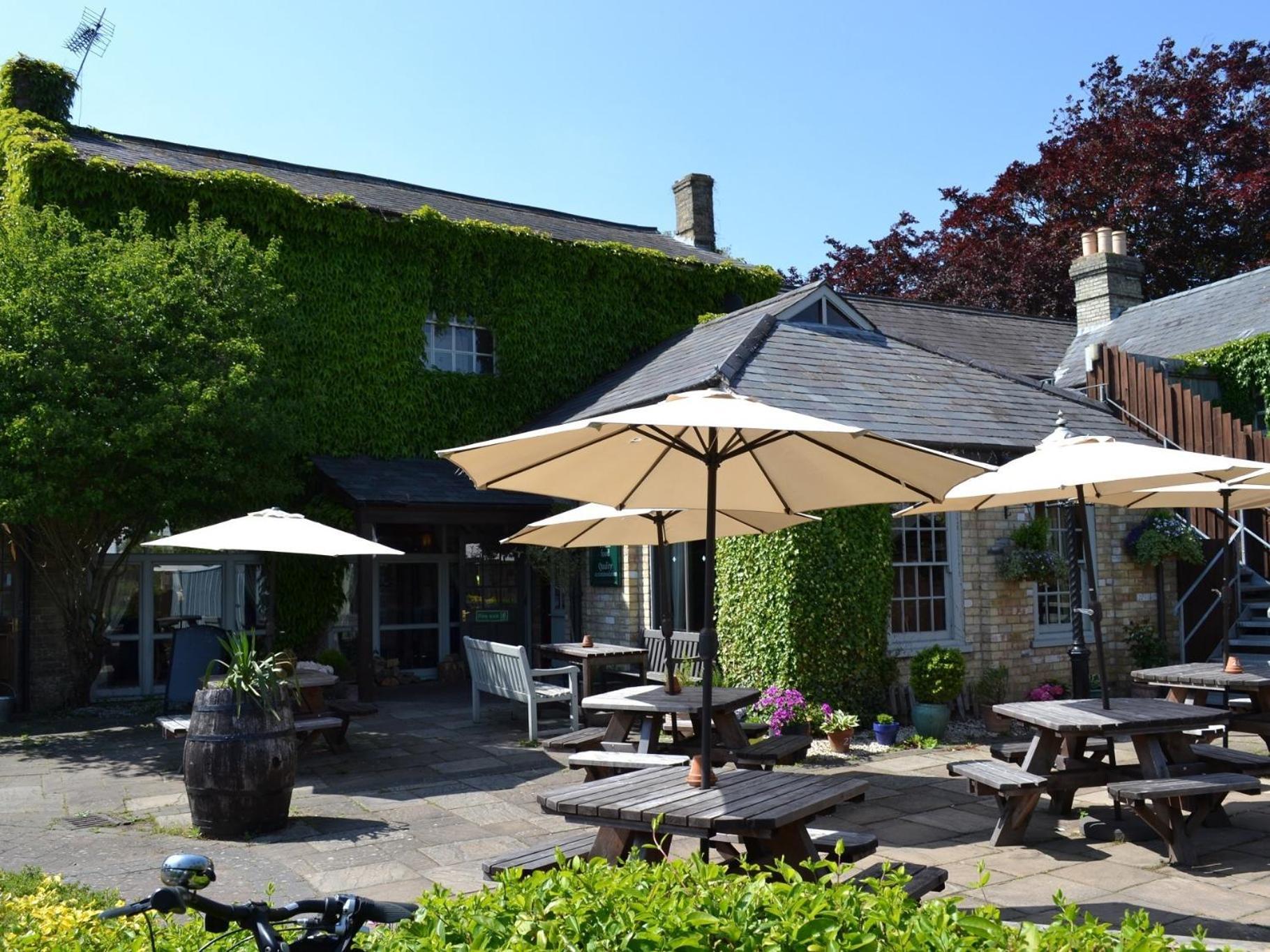 The White Hart Country Inn Fulbourn Bagian luar foto