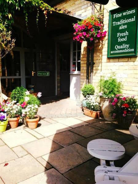 The White Hart Country Inn Fulbourn Bagian luar foto